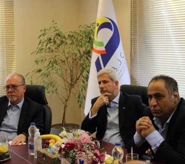 photo 5978956237288618851 y